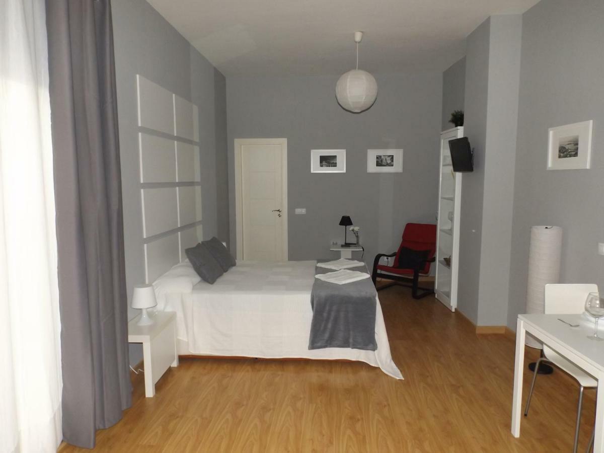 Malaga Centro_5 Apartment ภายนอก รูปภาพ